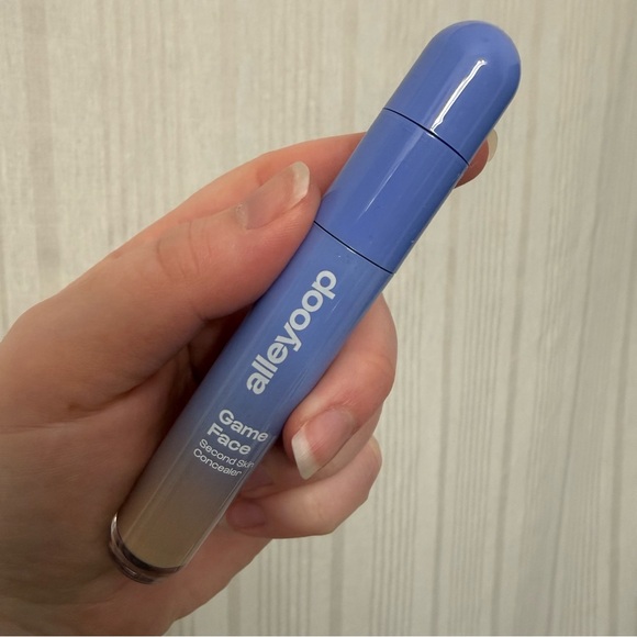 NIB✨ Alleyoop Game Face Second Skin Concealer in Standout - Picture 9 of 9